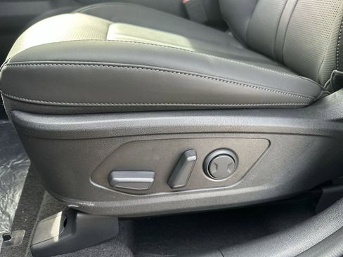New 2026 Kia Sorento S FWD image 12