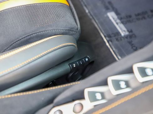 Used 2021 McLaren 720S Performance image 66