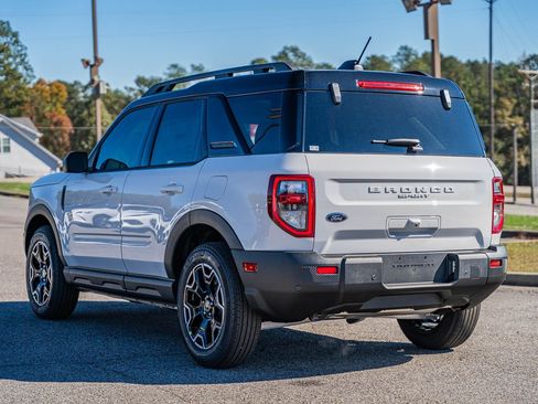 New 2025 Ford Bronco Sport Outer Banks image 3