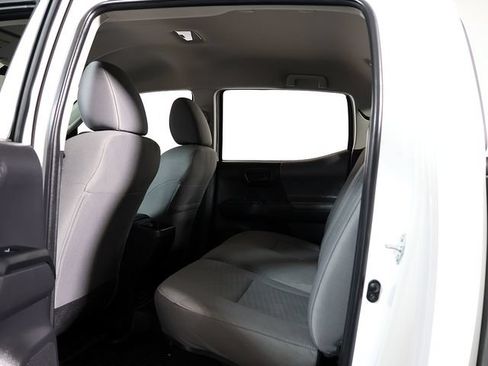 Used 2023 Toyota Tacoma SR AWD/4WD image 15