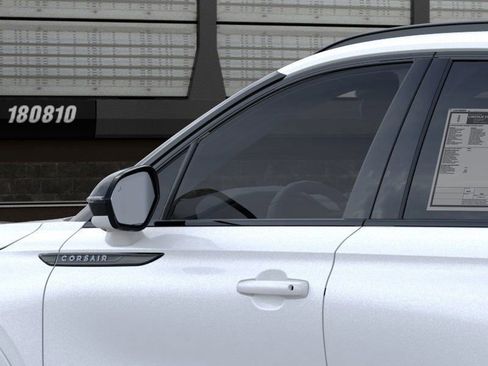 New 2026 Lincoln Corsair Reserve image 20