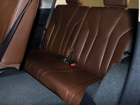 Certified 2025 Acura MDX w/ Technology Package image 14