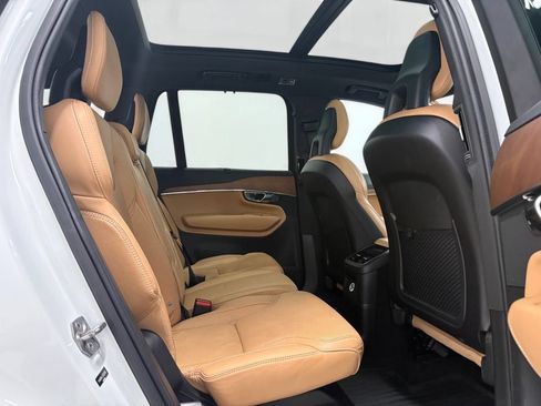 Used 2018 Volvo XC90 T8 Inscription w/ Convenience Package AWD/4WD image 15