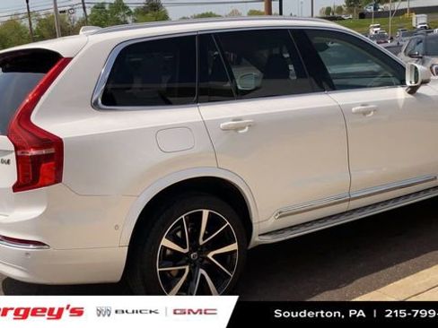 Used 2024 Volvo XC90 B6 Plus AWD/4WD image 10