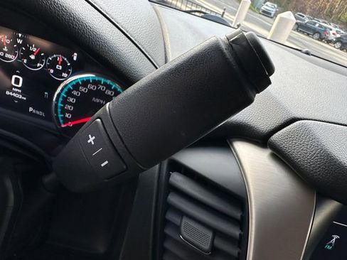 Used 2020 GMC Yukon XL Denali image 25