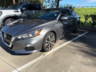 Used 2019 Nissan Altima 2.5 Platinum AWD/4WD video 1