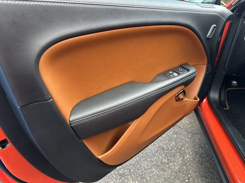 Used 2023 Dodge Challenger SRT Hellcat RWD image 9
