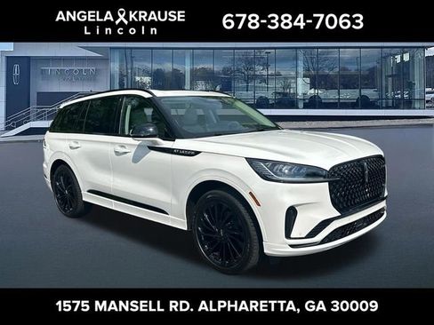 New 2026 Lincoln Aviator Reserve w/ Jet Appearance Package AWD/4WD image 1