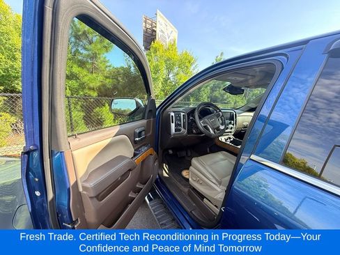 Used 2018 GMC Sierra 1500 SLT AWD/4WD image 7