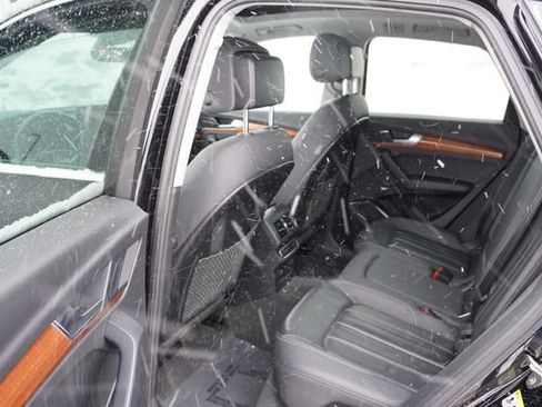 Used 2021 Audi Q5 2.0T Premium Plus image 17