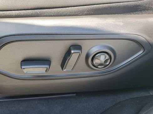 New 2025 Jeep Grand Cherokee L Altitude image 24