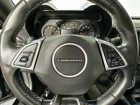 Used 2023 Chevrolet Camaro LT w/ Technology Package image 20