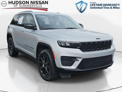 Used 2024 Jeep Grand Cherokee Altitude
