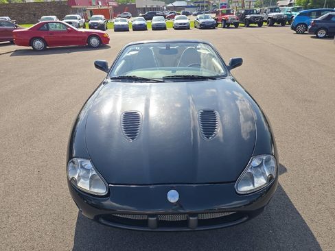 Used 2000 Jaguar XK8 Convertible RWD image 13