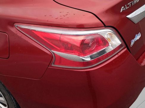 Used 2013 Nissan Altima 2.5 S image 27