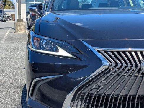 Used 2021 Lexus ES 350 w/ Premium Package image 9