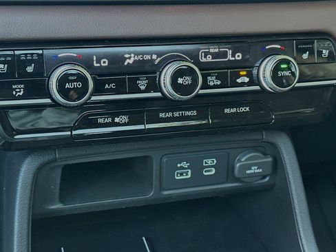 New 2025 Honda Pilot Elite image 22