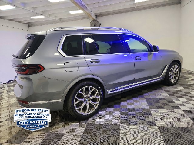 Used 2026 BMW X7 xDrive40i AWD/4WD image 7