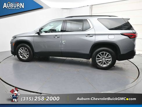 Used 2023 Chevrolet Traverse LT AWD/4WD image 19