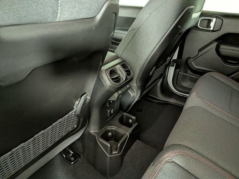 New 2026 Jeep Gladiator Rubicon AWD/4WD image 26