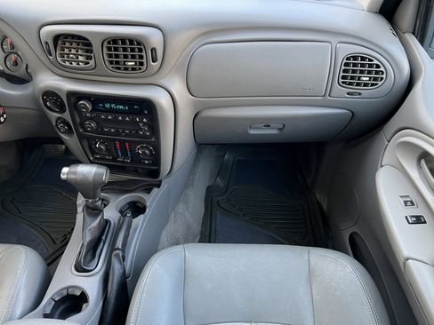 Used 2008 Chevrolet TrailBlazer 4WD w/ Smoker's Package image 33