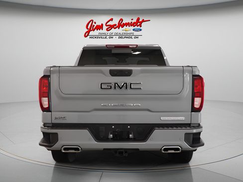 Used 2024 GMC Sierra 1500 Elevation w/ Elevation Premium Package AWD/4WD image 5