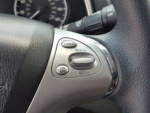 Used 2018 Nissan Murano S AWD/4WD image 23