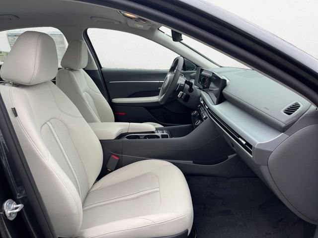 New 2026 Hyundai Sonata SEL FWD image 18