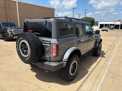 Used 2023 Ford Bronco Badlands AWD/4WD image 3