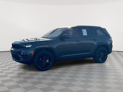 Used 2024 Jeep Grand Cherokee Limited w/ Black Appearance Package