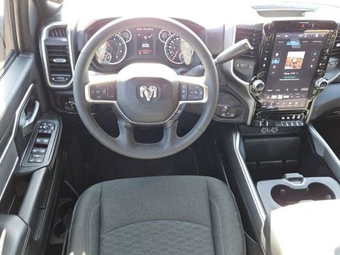 Used 2025 RAM 2500 Big Horn AWD/4WD image 12