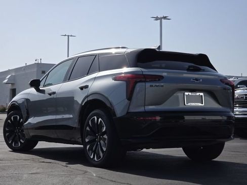 Used 2025 Chevrolet Blazer EV RS AWD/4WD image 14