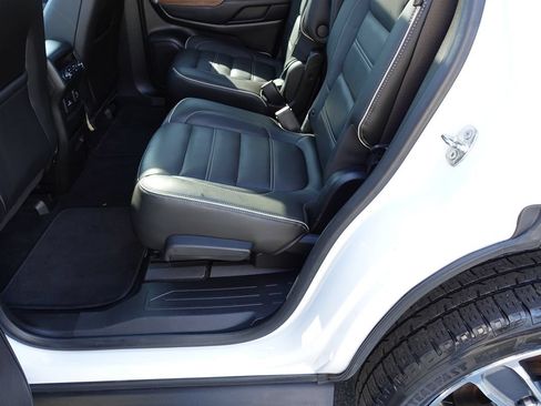Used 2019 GMC Acadia Denali w/ Technology Package FWD image 25