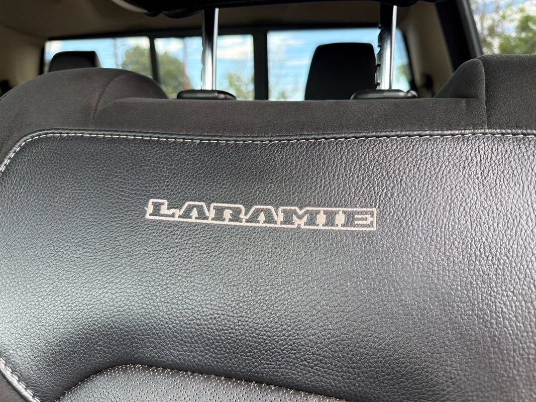 Used 2021 RAM 1500 Laramie AWD/4WD image 11