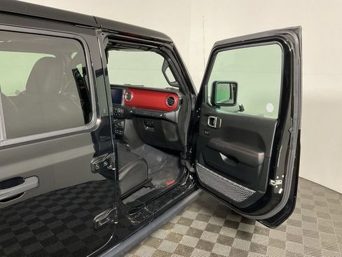 Used 2020 Jeep Wrangler Unlimited Rubicon w/ Uconnect 4C Nav & Sound Group AWD/4WD image 37