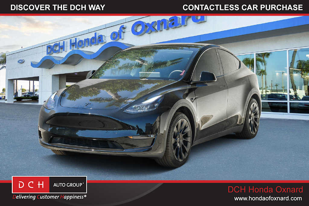 Used 2023 Tesla Model Y Long Range AWD/4WD image 1