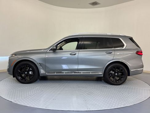 Used 2026 BMW X7 xDrive40i image 2
