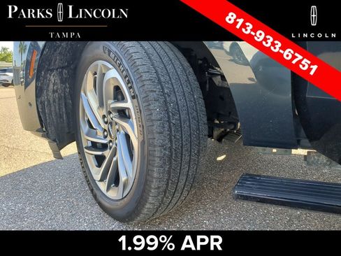 Used 2025 Lincoln Navigator Reserve AWD/4WD image 35