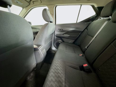 Used 2021 Nissan Kicks SV image 24