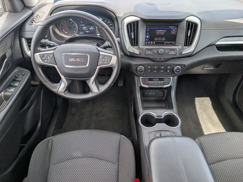 Used 2024 GMC Terrain SLE AWD/4WD image 6