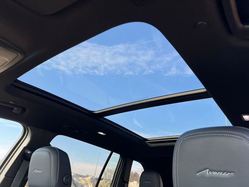 New 2026 Buick Enclave Avenir w/ Super Cruise Package image 7