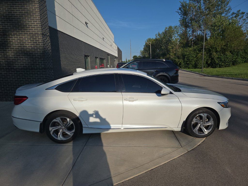 Used 2019 Honda Accord EX image 2