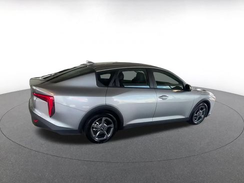Used 2026 Kia K4 FWD image 14