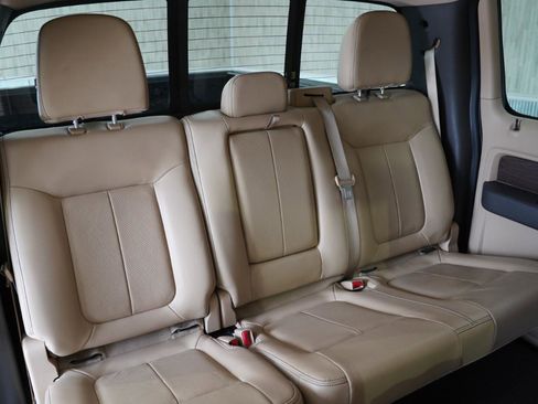 Used 2013 Ford F150 Lariat w/ Luxury Equipment Group image 32