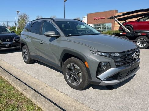 Used 2025 Hyundai Tucson SEL image 2