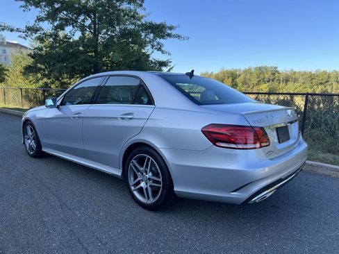 Used 2016 Mercedes-Benz E 350 4MATIC Sedan w/ Premium Package image 8