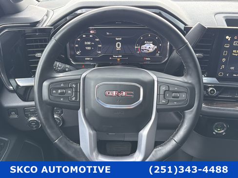 Used 2024 GMC Sierra 1500 Elevation AWD/4WD image 18