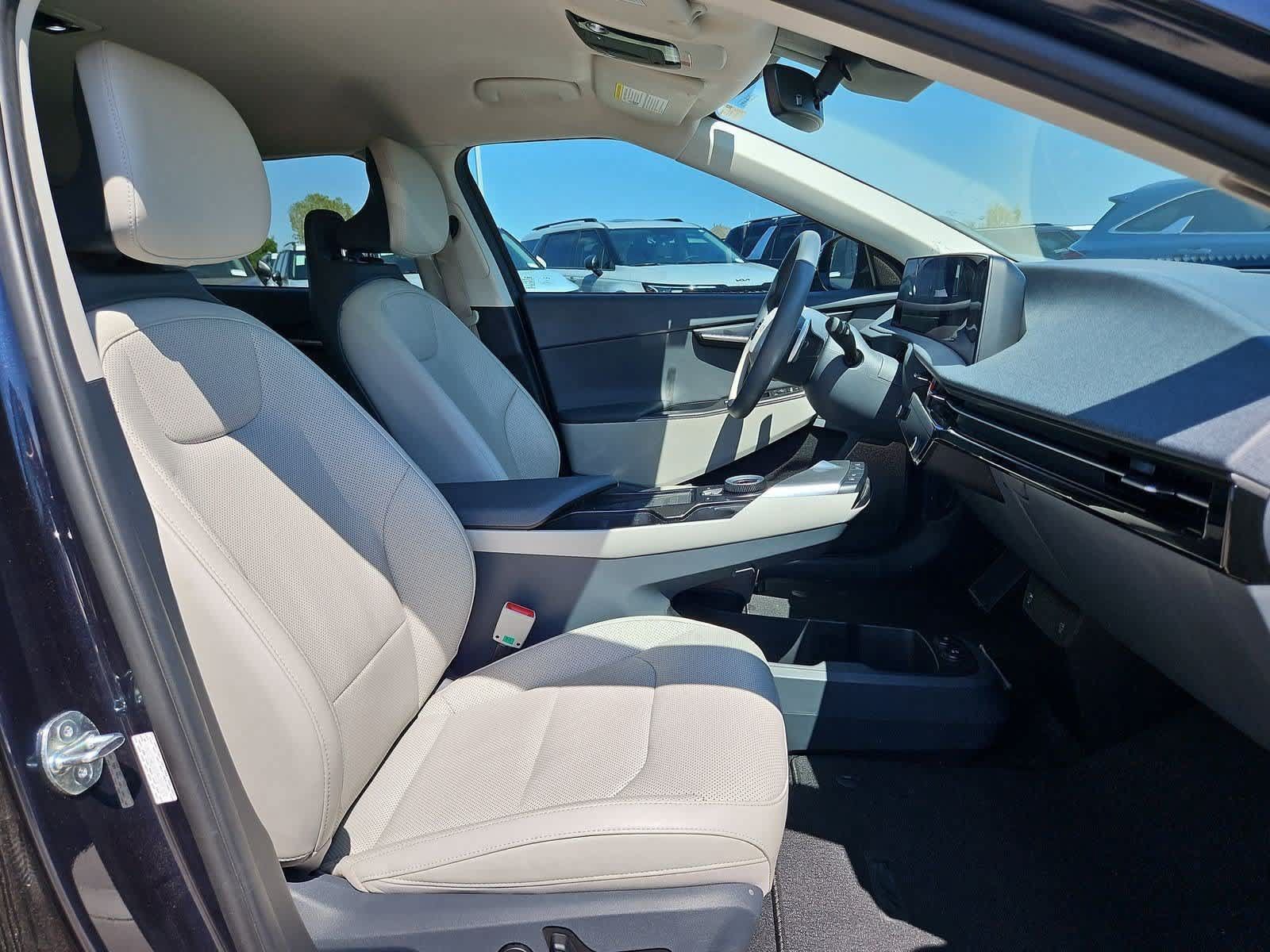Used 2023 Kia EV6 Wind w/ Wind Technology Package RWD image 20