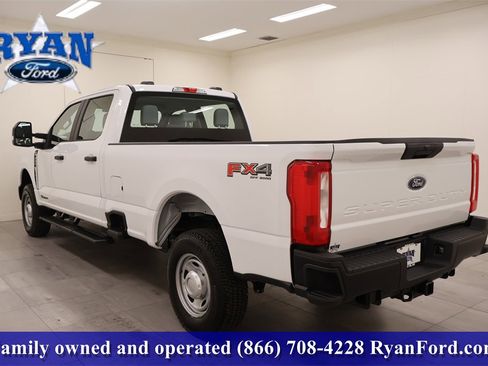 New 2025 Ford F250 XL w/ FX4 Off-Road Package image 3