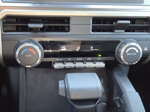 Certified 2025 Toyota Tacoma SR5 image 21